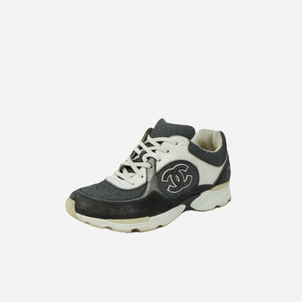 Pre-owned Chanel Mesh Suede CC Logo Sneakers